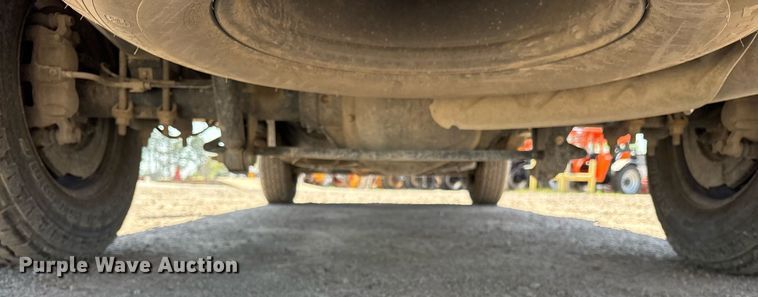 image for item OB9633 2019 Ford F250 Super Duty XL utility bed pickup truck