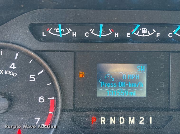 image for item OB9633 2019 Ford F250 Super Duty XL utility bed pickup truck