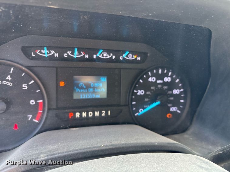 image for item OB9633 2019 Ford F250 Super Duty XL utility bed pickup truck