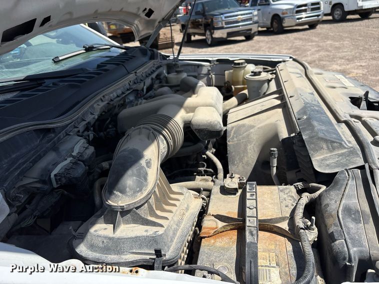 image for item OB9633 2019 Ford F250 Super Duty XL utility bed pickup truck