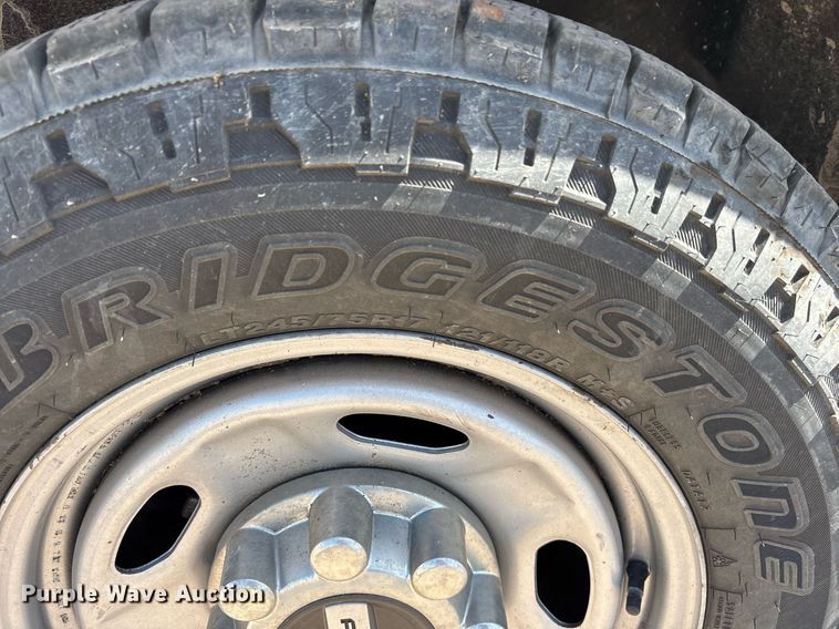 image for item OB9633 2019 Ford F250 Super Duty XL utility bed pickup truck