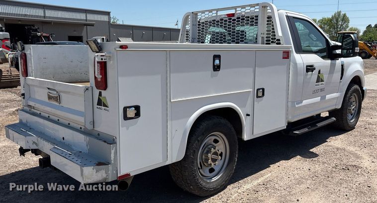 image for item OB9634 2019 Ford F350 SuperDuty XL utility bed pickup truck