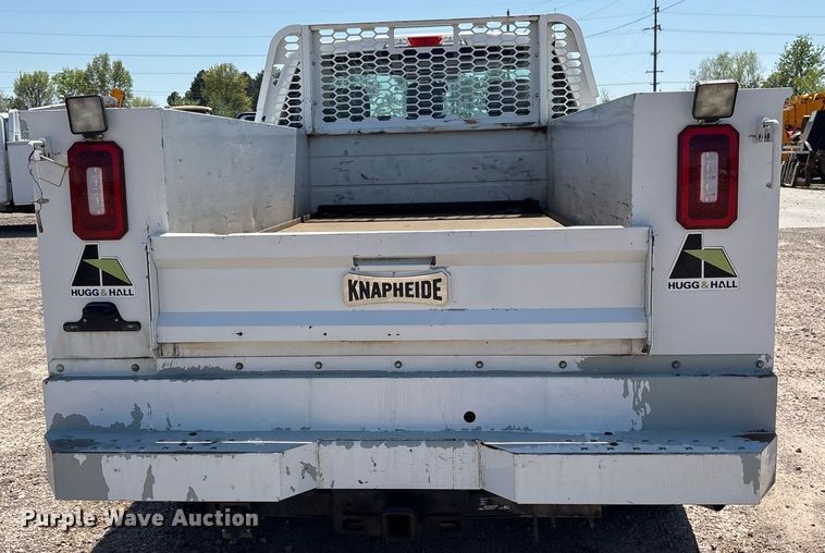 image for item OB9634 2019 Ford F350 SuperDuty XL utility bed pickup truck