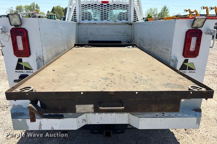 image for item OB9634 2019 Ford F350 SuperDuty XL utility bed pickup truck