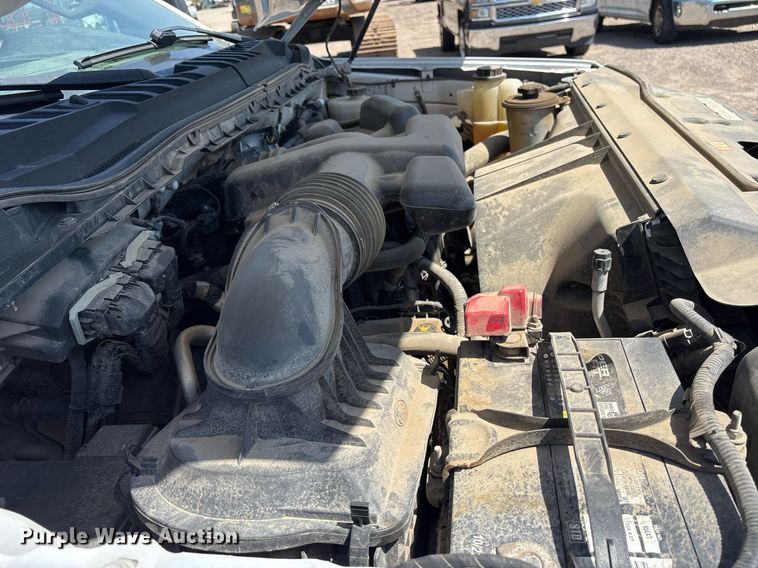 image for item OB9634 2019 Ford F350 SuperDuty XL utility bed pickup truck