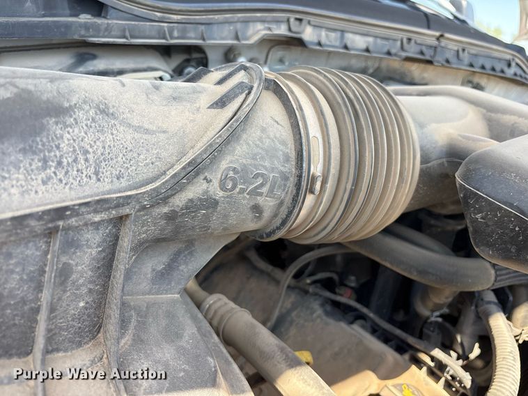 image for item OB9634 2019 Ford F350 SuperDuty XL utility bed pickup truck