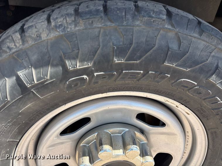 image for item OB9634 2019 Ford F350 SuperDuty XL utility bed pickup truck