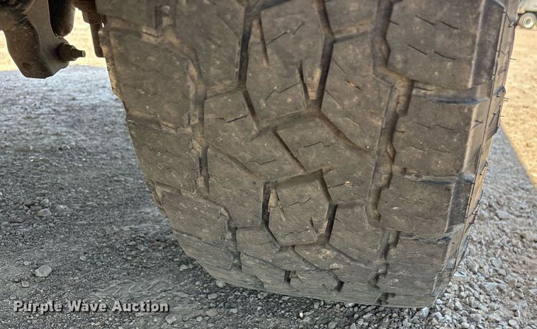 image for item OB9634 2019 Ford F350 SuperDuty XL utility bed pickup truck