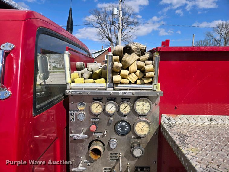 image for item OC9790 1986 Chevrolet C30 pumper fire truck