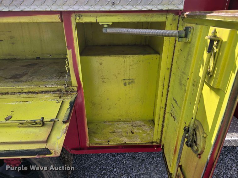 image for item OC9790 1986 Chevrolet C30 pumper fire truck