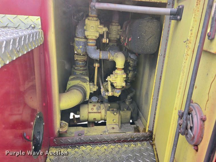 image for item OC9790 1986 Chevrolet C30 pumper fire truck