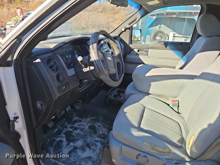 image for item OJ9136 2012 Ford F150 XL pickup truck