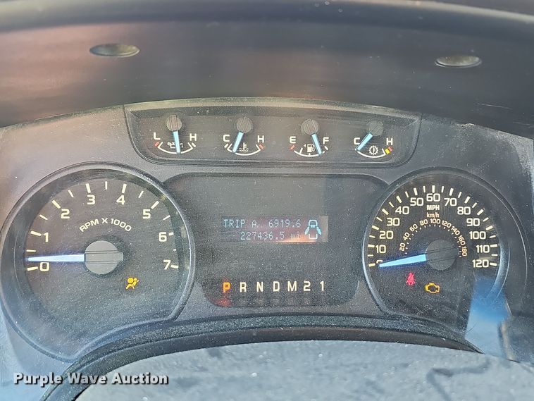 image for item OJ9136 2012 Ford F150 XL pickup truck