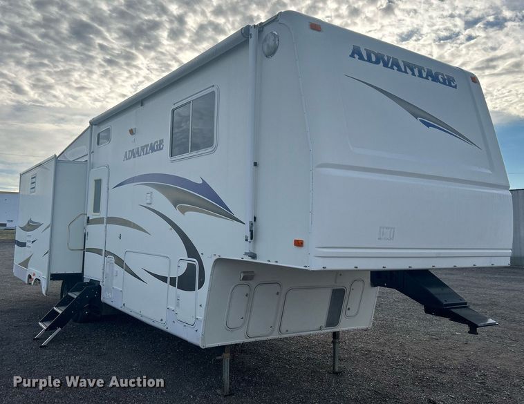 image for item OM9201 2007 Fleetwood Wilderness   Advantage camper