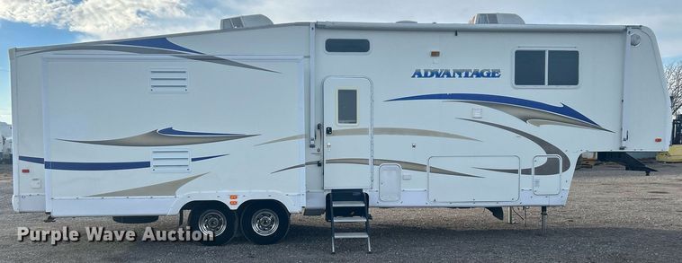 image for item OM9201 2007 Fleetwood Wilderness   Advantage camper