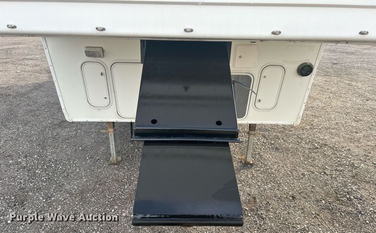 image for item OM9201 2007 Fleetwood Wilderness   Advantage camper