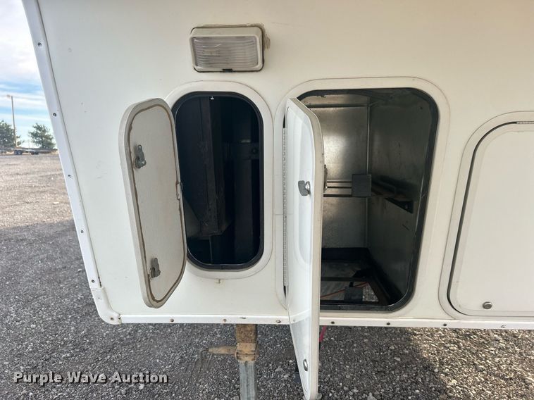 image for item OM9201 2007 Fleetwood Wilderness   Advantage camper