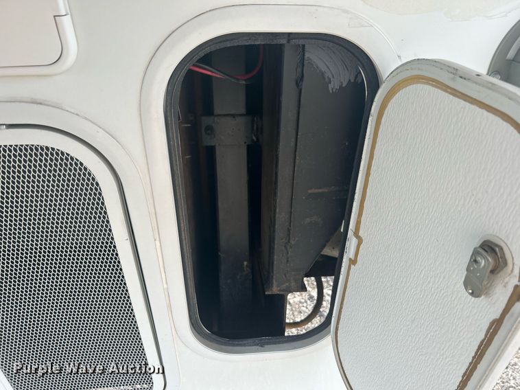 image for item OM9201 2007 Fleetwood Wilderness   Advantage camper