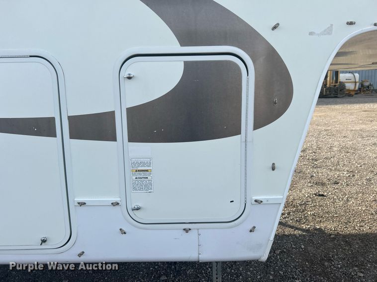 image for item OM9201 2007 Fleetwood Wilderness   Advantage camper