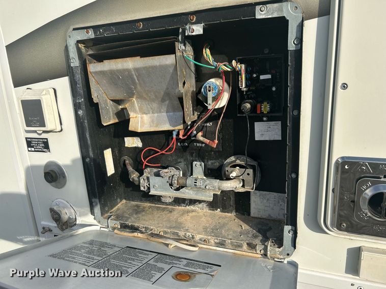 image for item OM9201 2007 Fleetwood Wilderness   Advantage camper