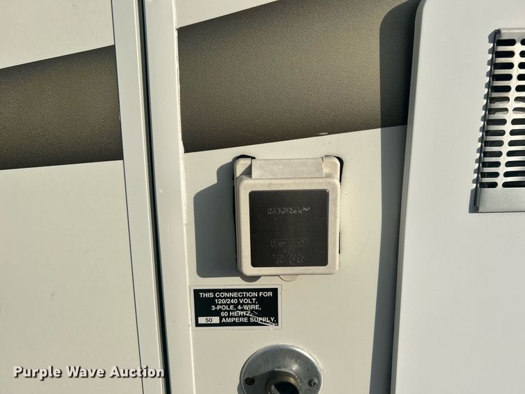 image for item OM9201 2007 Fleetwood Wilderness   Advantage camper