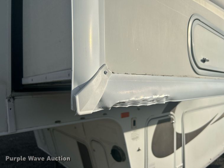 image for item OM9201 2007 Fleetwood Wilderness   Advantage camper