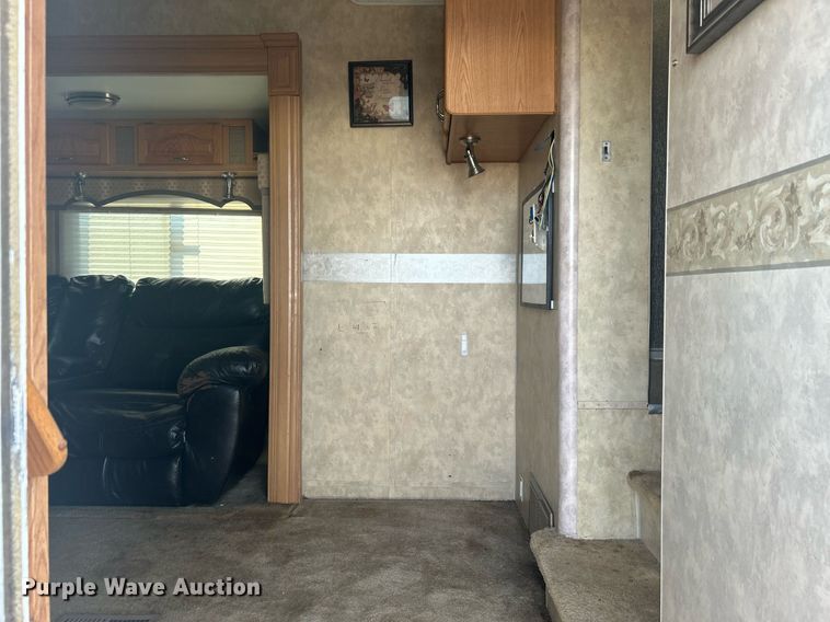 image for item OM9201 2007 Fleetwood Wilderness   Advantage camper