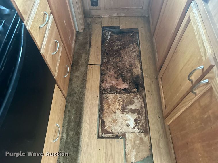 image for item OM9201 2007 Fleetwood Wilderness   Advantage camper