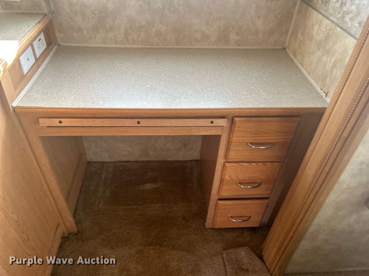 image for item OM9201 2007 Fleetwood Wilderness   Advantage camper