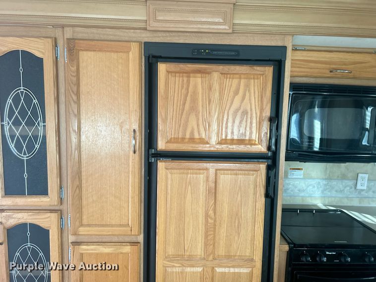 image for item OM9201 2007 Fleetwood Wilderness   Advantage camper