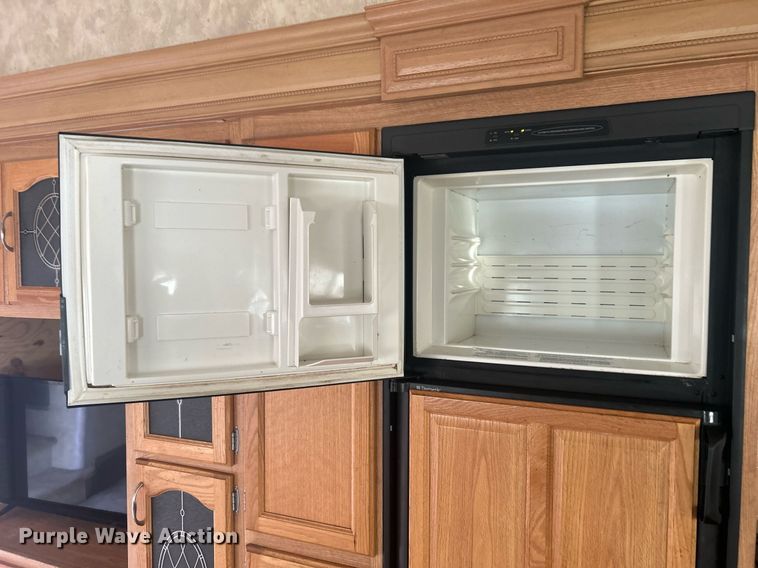 image for item OM9201 2007 Fleetwood Wilderness   Advantage camper