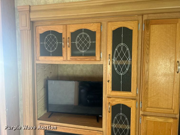 image for item OM9201 2007 Fleetwood Wilderness   Advantage camper