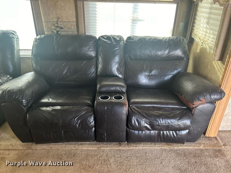 image for item OM9201 2007 Fleetwood Wilderness   Advantage camper