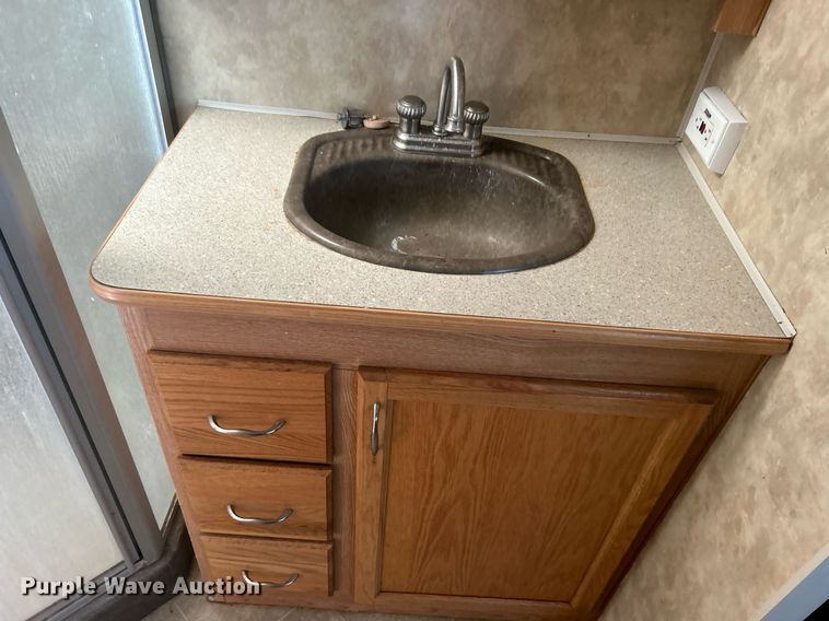 image for item OM9201 2007 Fleetwood Wilderness   Advantage camper