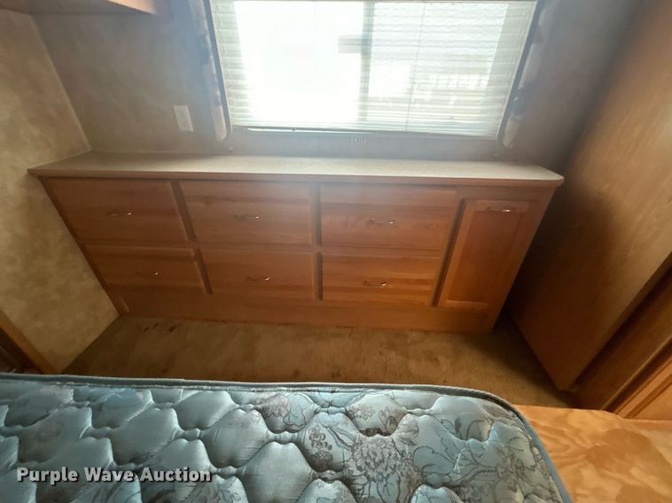 image for item OM9201 2007 Fleetwood Wilderness   Advantage camper