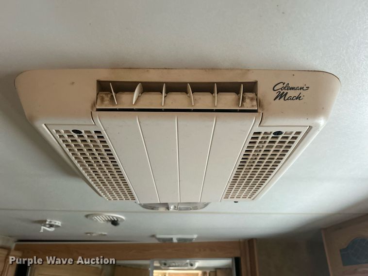 image for item OM9201 2007 Fleetwood Wilderness   Advantage camper