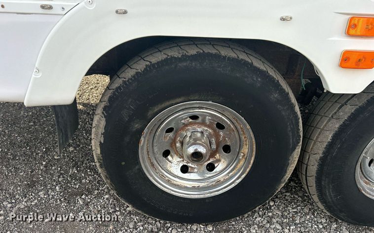 image for item OM9201 2007 Fleetwood Wilderness   Advantage camper