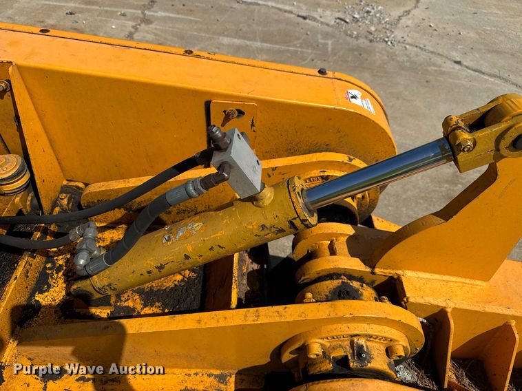 image for item YA0440 2011 Carlton Professional Tree Equipment SP7015 stump grinder