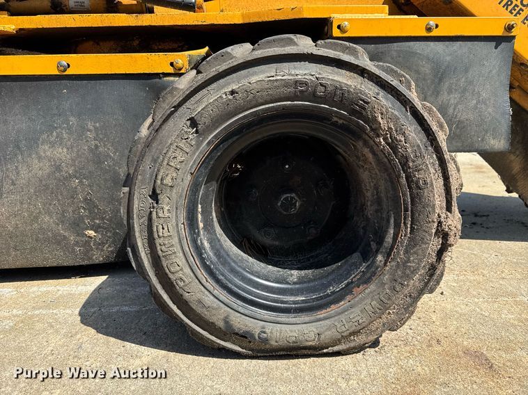 image for item YA0440 2011 Carlton Professional Tree Equipment SP7015 stump grinder