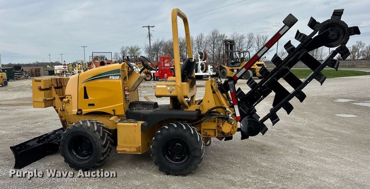 image for item DH9896 2005 Vermeer RT650 trencher