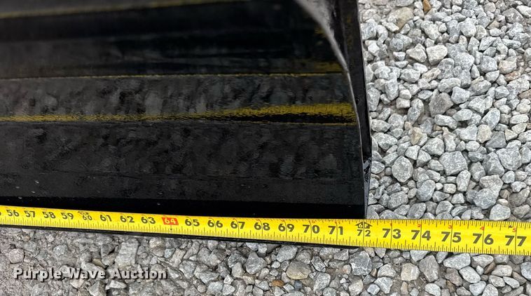 image for item DH9896 2005 Vermeer RT650 trencher