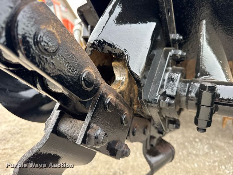 image for item DH9896 2005 Vermeer RT650 trencher