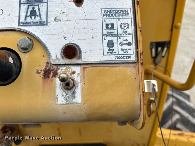 image for item DH9896 2005 Vermeer RT650 trencher