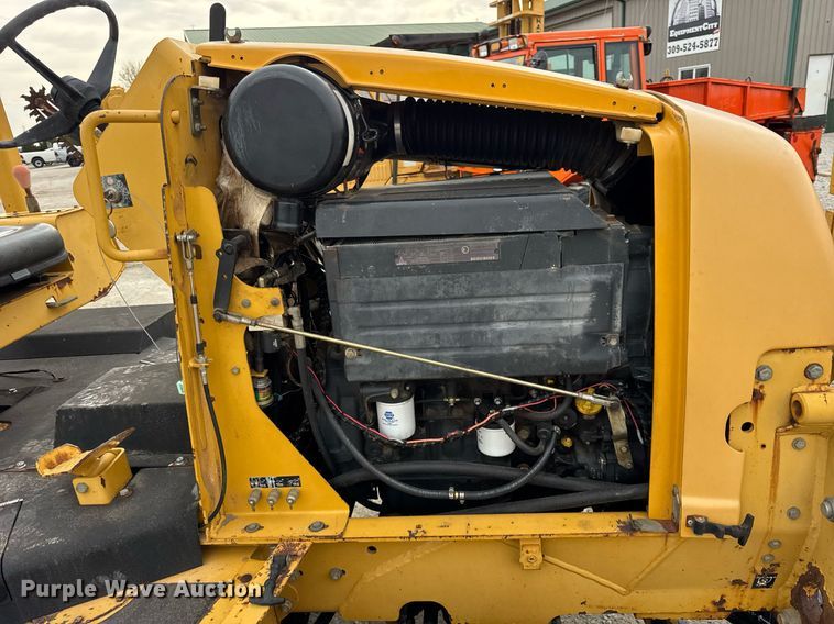 image for item DH9896 2005 Vermeer RT650 trencher