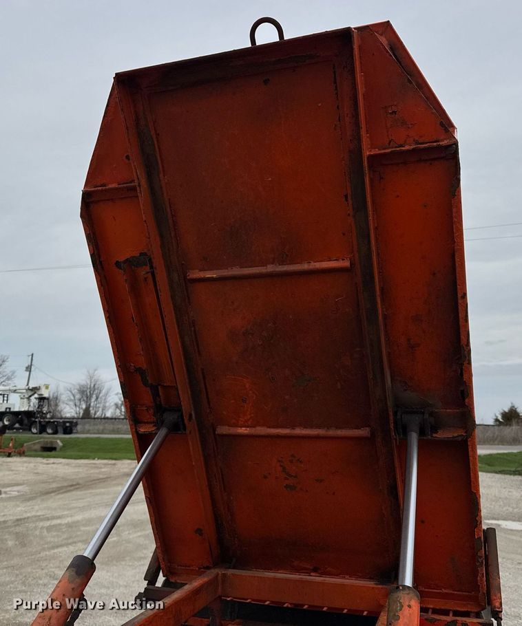 image for item DH9897 Holder C9700H municipal tractor