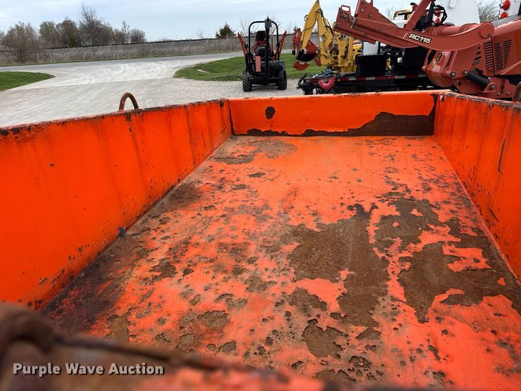 image for item DH9897 Holder C9700H municipal tractor