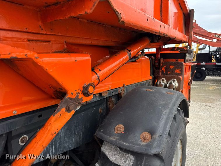 image for item DH9897 Holder C9700H municipal tractor