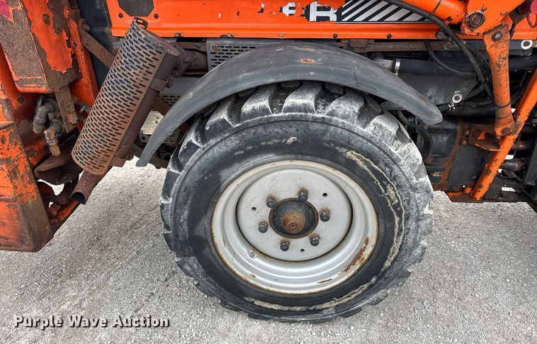 image for item DH9897 Holder C9700H municipal tractor