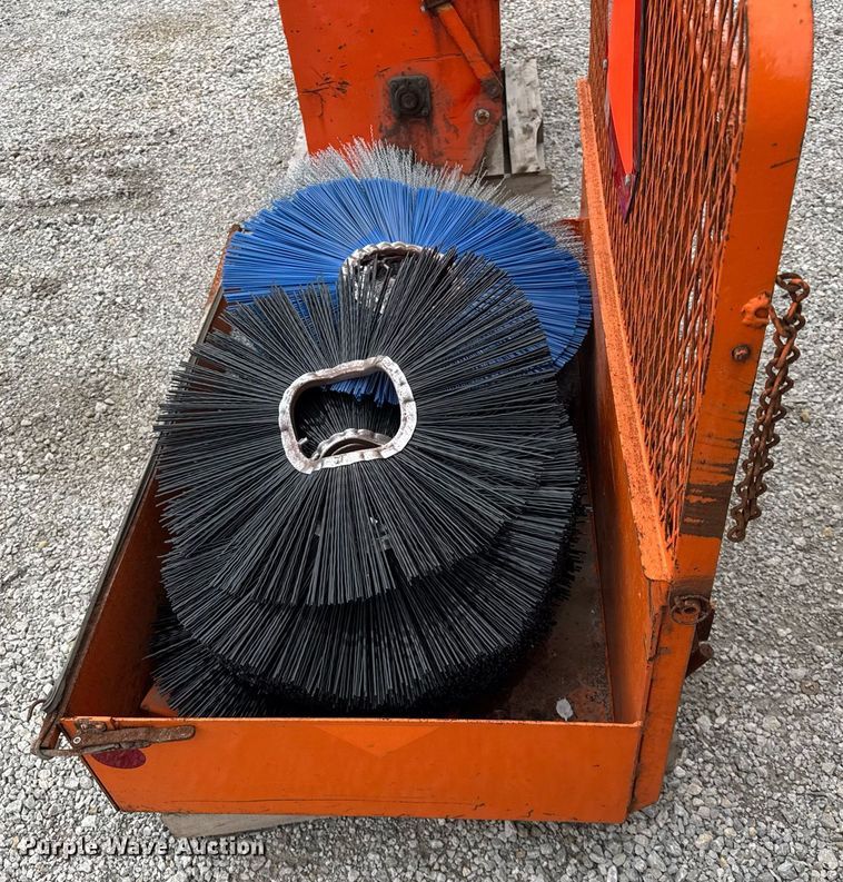 image for item DH9897 Holder C9700H municipal tractor