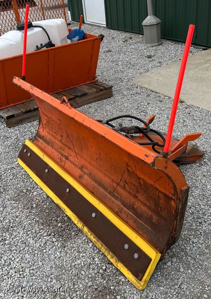 image for item DH9897 Holder C9700H municipal tractor